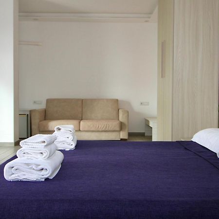 Klaton Beach Hotel ฟอร์เมีย ภายนอก รูปภาพ