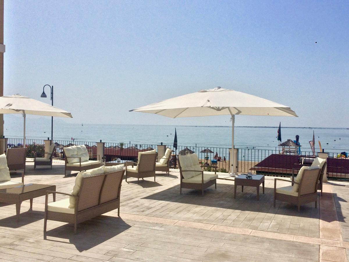 Klaton Beach Hotel ฟอร์เมีย ภายนอก รูปภาพ