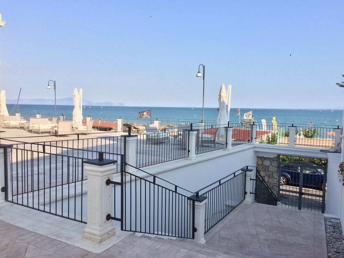 Klaton Beach Hotel ฟอร์เมีย ภายนอก รูปภาพ