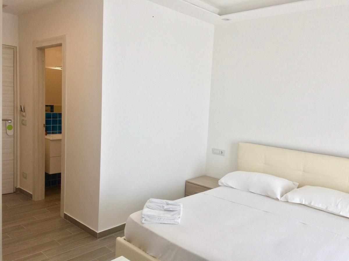 Klaton Beach Hotel ฟอร์เมีย ภายนอก รูปภาพ