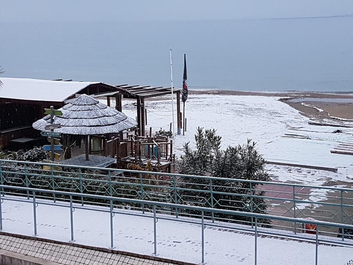 Klaton Beach Hotel ฟอร์เมีย ภายนอก รูปภาพ